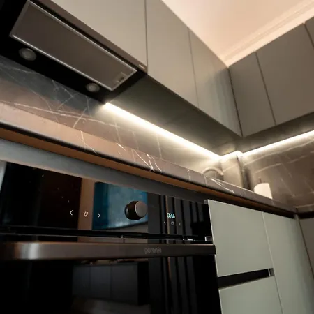 The Essence By Blvd 8b7 - Premium Luxe Апартаменты Бухарест